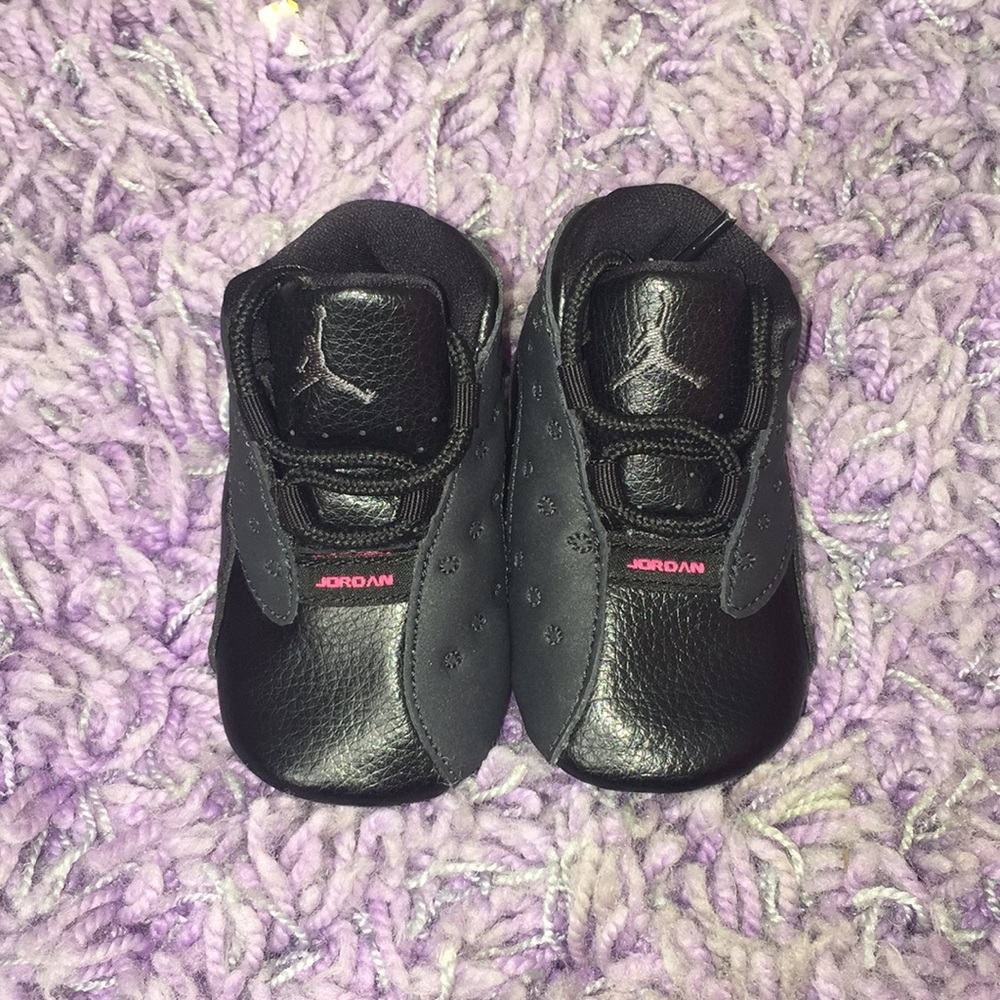 Size 2c soft bottom baby shoes